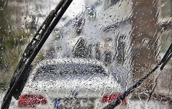 科目二、科目三遇到下雨天應(yīng)該怎樣做？考試順利會(huì)通過(guò)