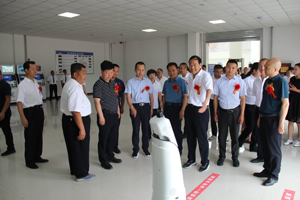 項(xiàng)目建設(shè)出實(shí)效 獻(xiàn)禮建黨一百年 --------隴運(yùn)集團(tuán)公司舉行成縣汽車站新站投入運(yùn)營儀式項(xiàng)目建設(shè)出實(shí)效 獻(xiàn)禮建黨一百年 --------隴運(yùn)集團(tuán)公司舉行成縣汽車站新站投入運(yùn)營儀式